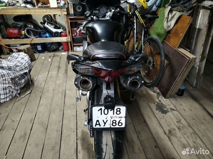 Хонда vfr800
