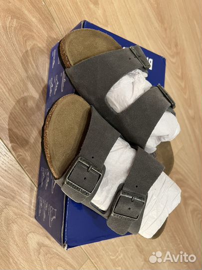 Birkenstock 39 (250 см) новые