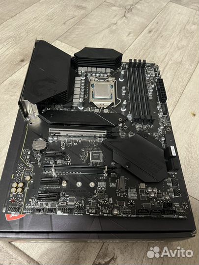 Материнская плата lga 1200. MSI Z490 gaming plus