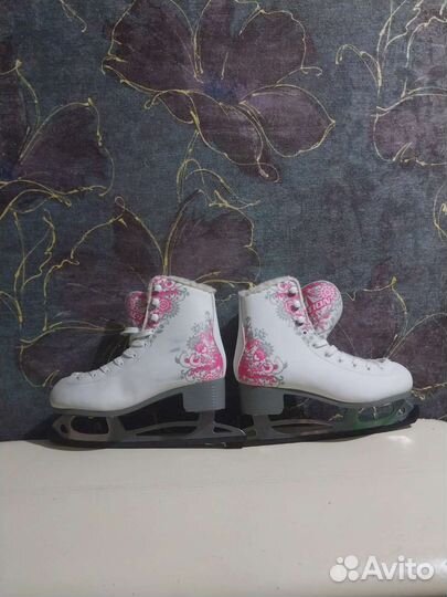 Коньки фигурные