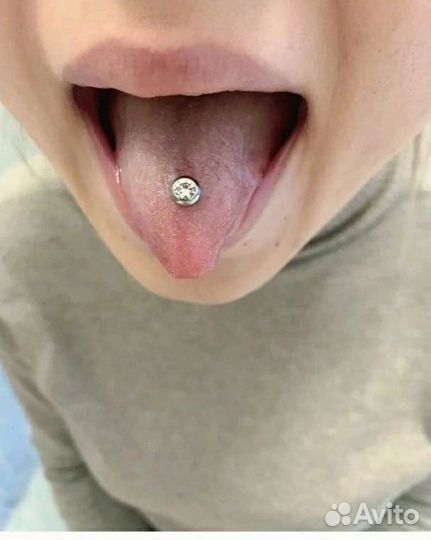 Прокол ушей Пирсинг