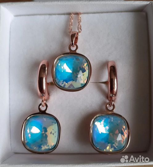 Серьги, бижутерия, комплекты бижутерии