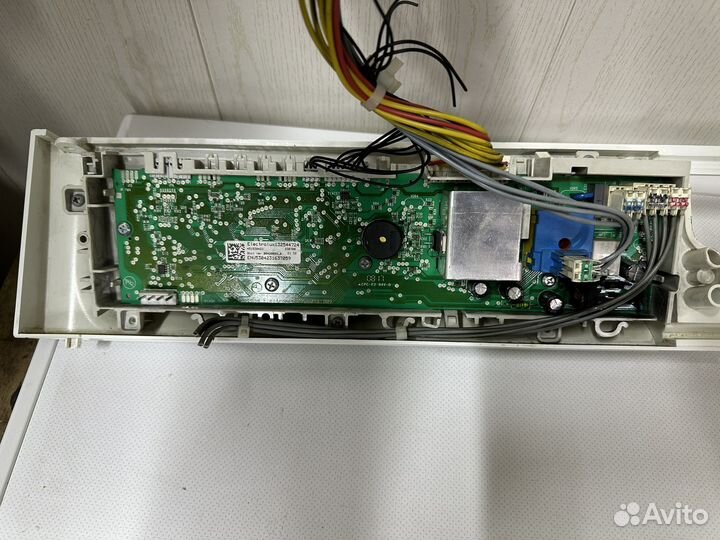 Модуль Electrolux EWS 12612W. Плата