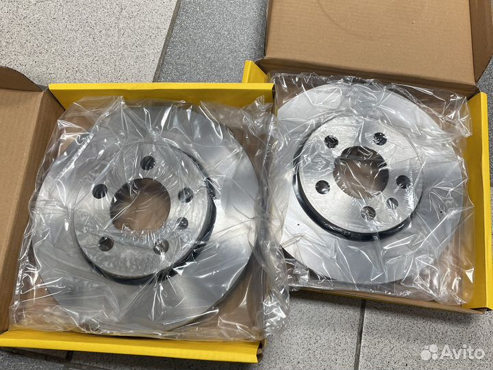 Диск тормозной передний VW polo golf 4 octavia