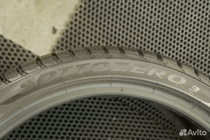 Pirelli Winter Sottozero 3 255/35 R19 96H