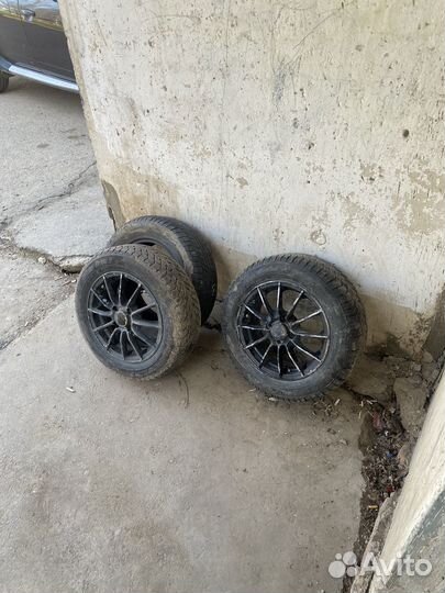 Литье диски r14 4x100 с резиной зима