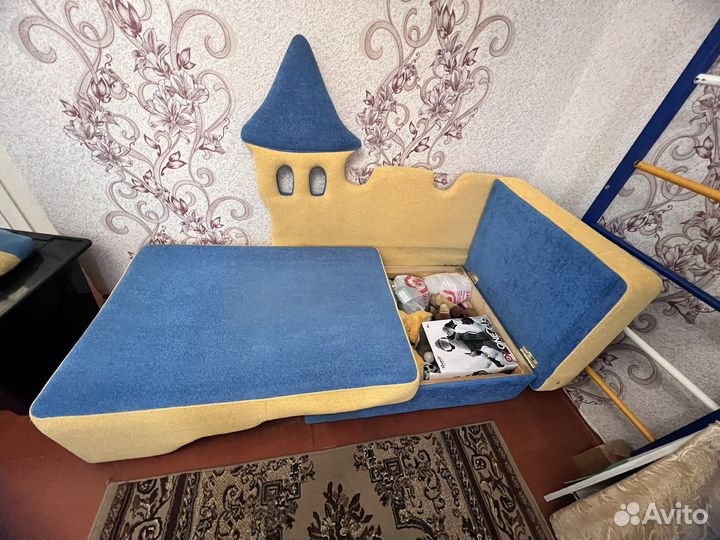 Детская кровать, диван