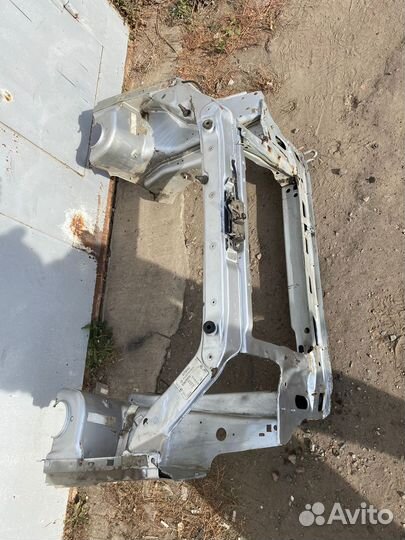 Передняя часть (телевизор/ноускат) Лада Гранта 219