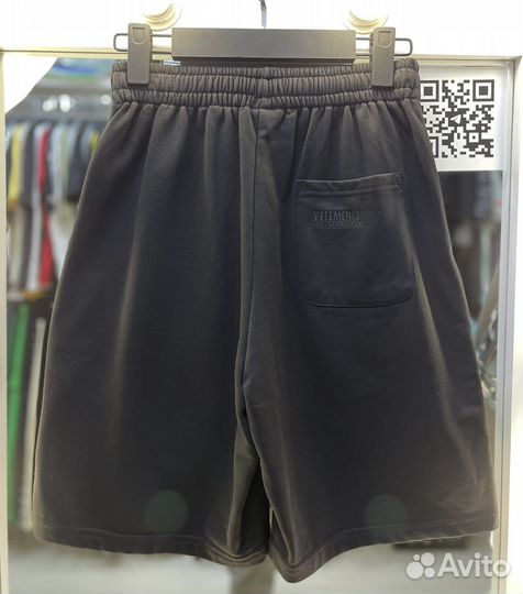Шорты vetements