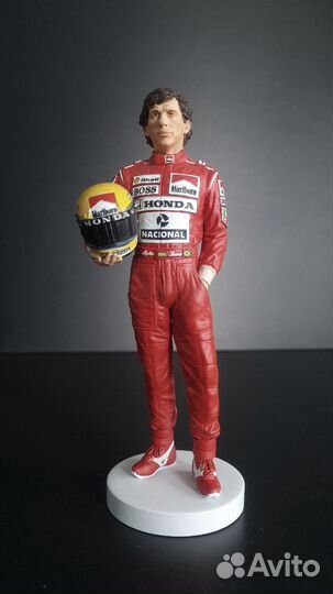 Senna. фигурка 1/12