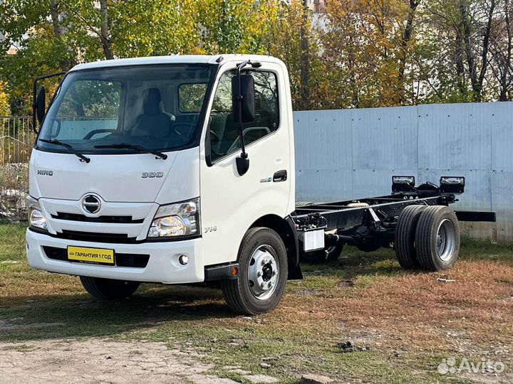 Hino 300 (Dutro), 2023