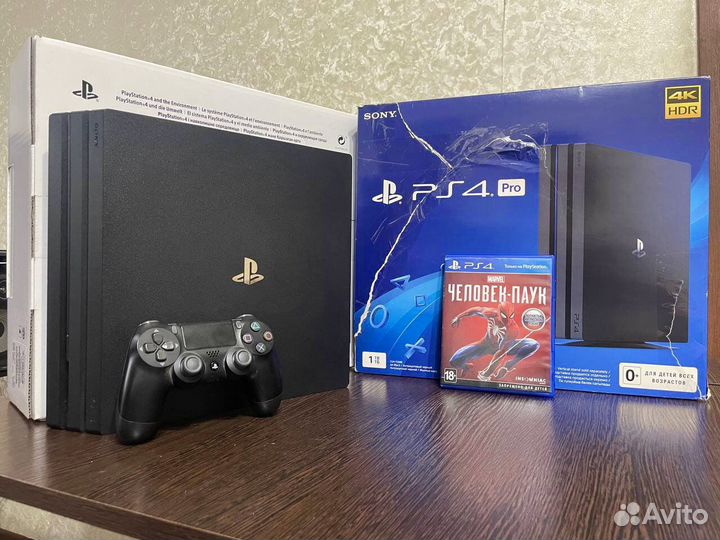 Sony Playstation 4 Pro 1 Tb / 7208B + Человек паук