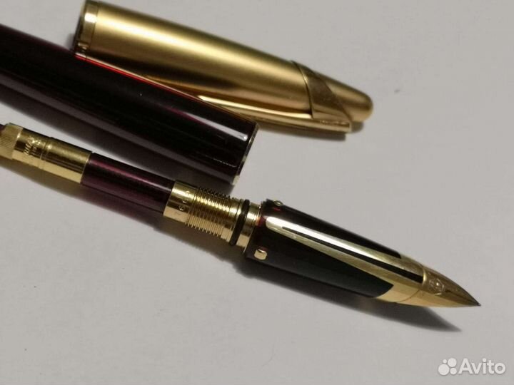 Перьевая ручка waterman