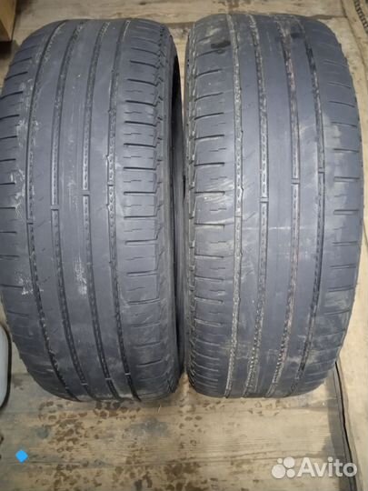 Michelin Latitude Tour HP 215/70 R16