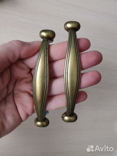 Дверные ручки для мебели