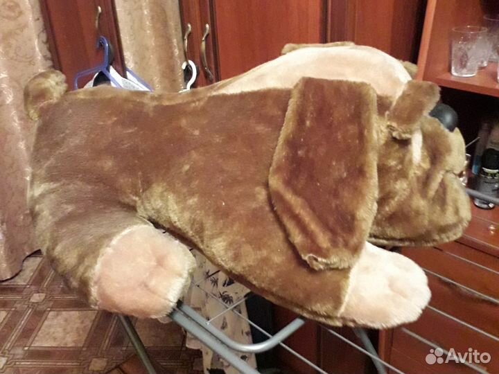 Большая мягкая игрушка собака