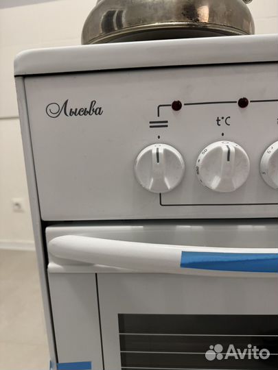 Плита электрическая новая от застройщика