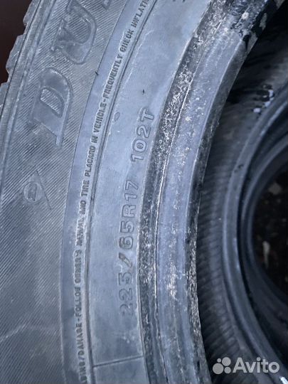 Dunlop SP Winter Ice 01 225/65 R17