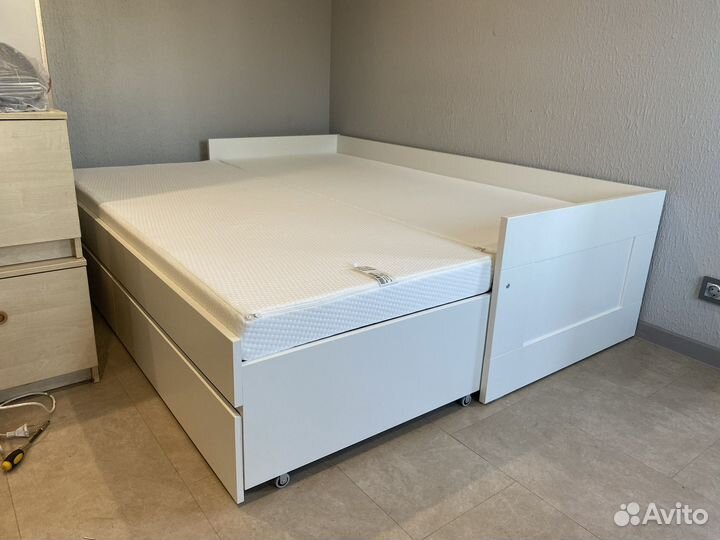 Кровать IKEA раздвижная 160х200 180х200