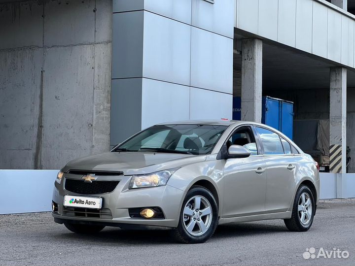 Chevrolet Cruze 1.8 AT, 2011, 145 000 км