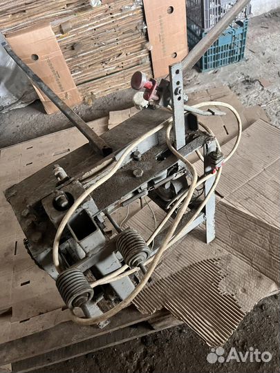 Разводной станок для ленточных пил