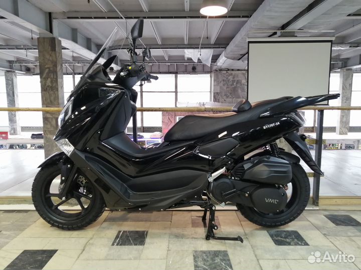 Скутер VMC Vento MAX 200