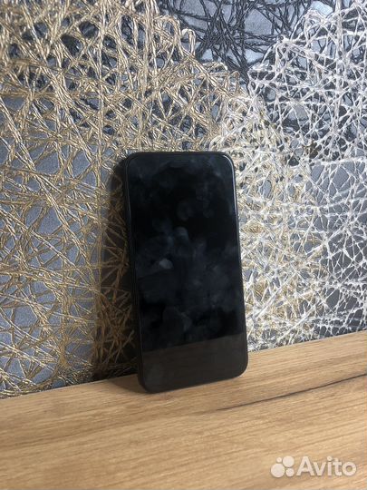iPhone Xr, 128 ГБ