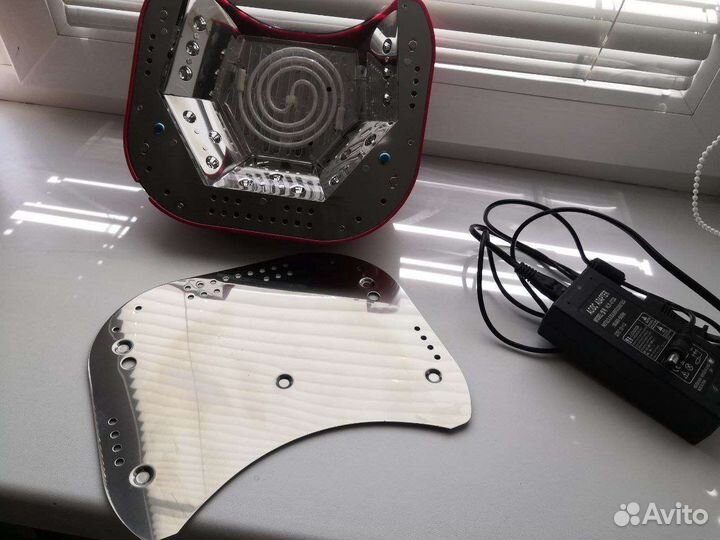 Маникюрный набор с лампой