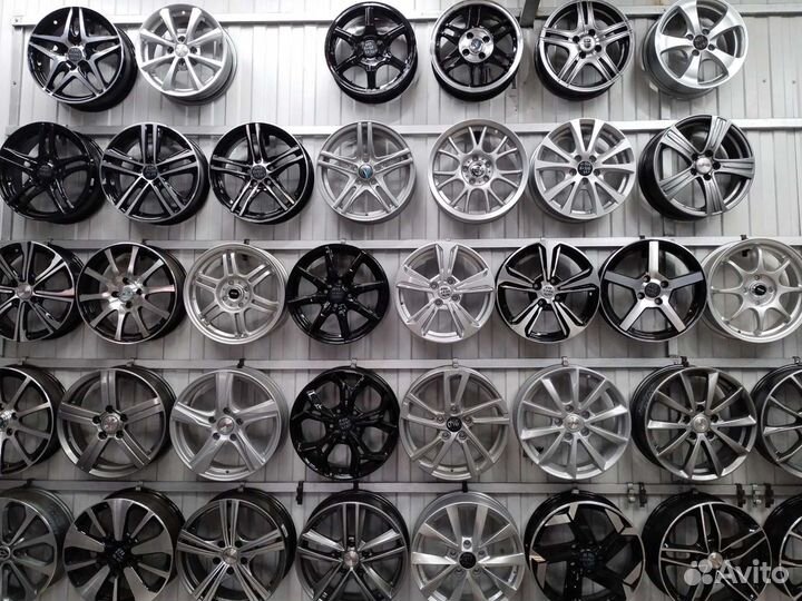 Диски новые RE353 r18 5 112 Audi volkswagen Skoda