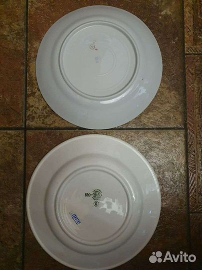 Тарелки, молочник, сахарница Дулëво