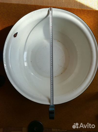 Эмалированные тазы и тазики СССР