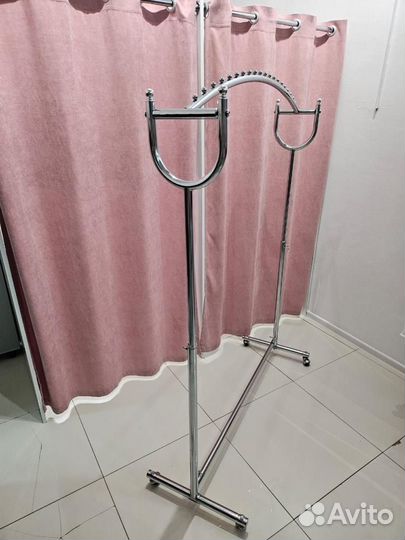 Стойки вешало для одежды