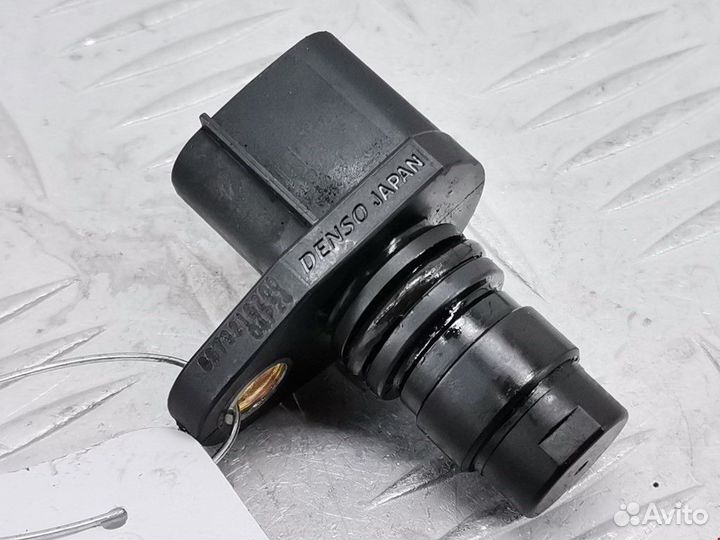 Датчик коленвала Opel Zafira Family рест. 2012