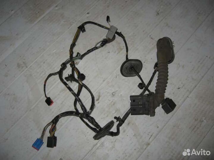 Проводка двери передней правой Ford C-MAX 2003-201