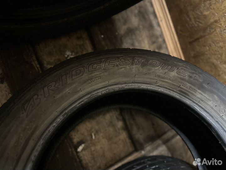 Bridgestone Dueler H/T 215/60 R17 96H