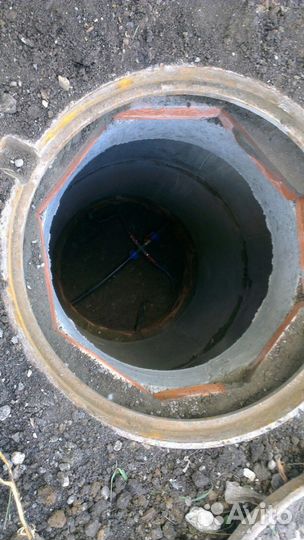 Монтаж выгребных ям и водопровода