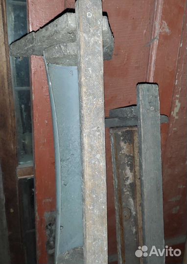 Кормушки и поилка для кур