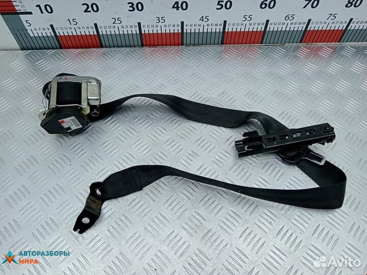 Ремень безопасности Skoda Rapid 2015