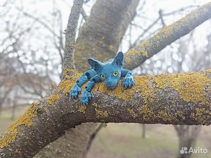 Подвижная игрушка котёнок сфинкс синий металлик