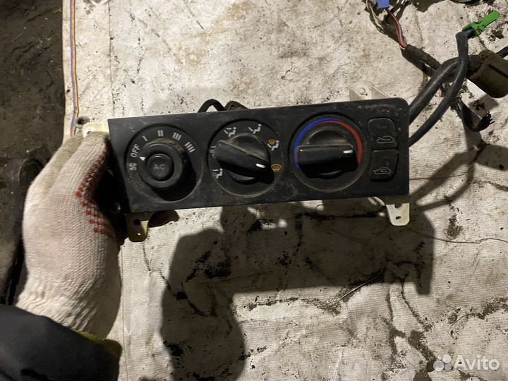 Блок управления печкой kia sephia