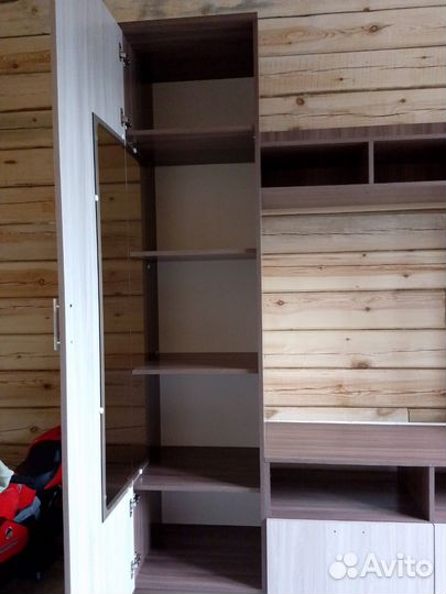 Стенка в гостиную