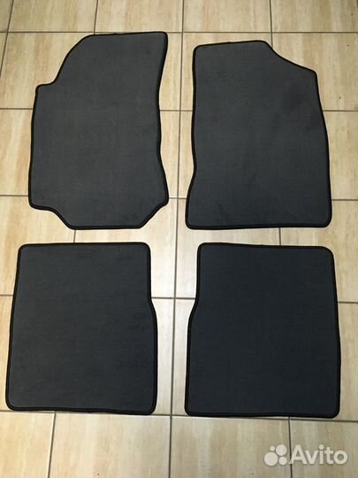 Автоковрики для Mazda 626 GE Велюровые