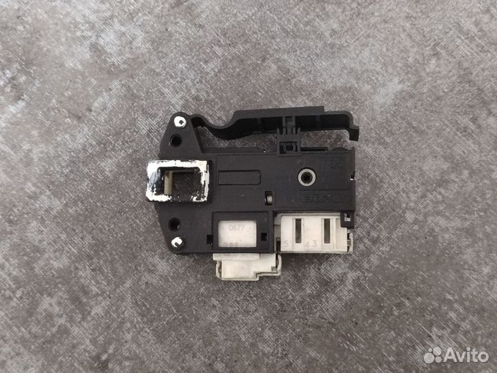 Блокировка люка сма Indesit Ariston C00307442