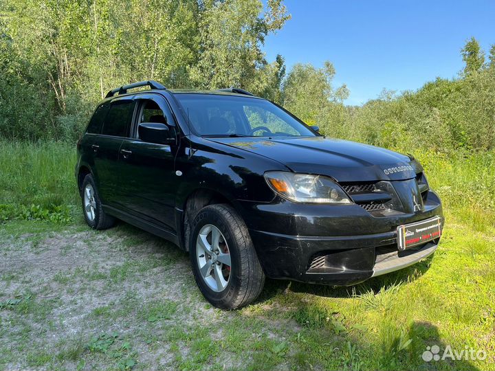 Mitsubishi Outlander 2.4 AT, 2003, 252 646 км