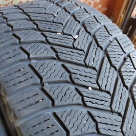 Michelin X-Ice Snow 245/45 R19 102H