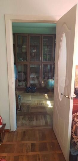 4-к. квартира, 61 м², 1/5 эт.