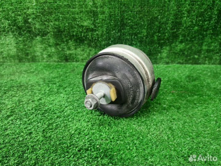 Опора двигателя левая Audi A4 B7