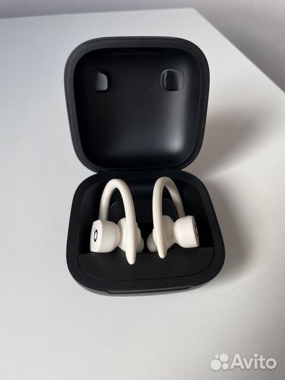 Наушники Beats powerbeats pro