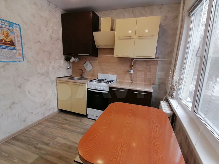 2-к. квартира, 51 м², 2/5 эт.