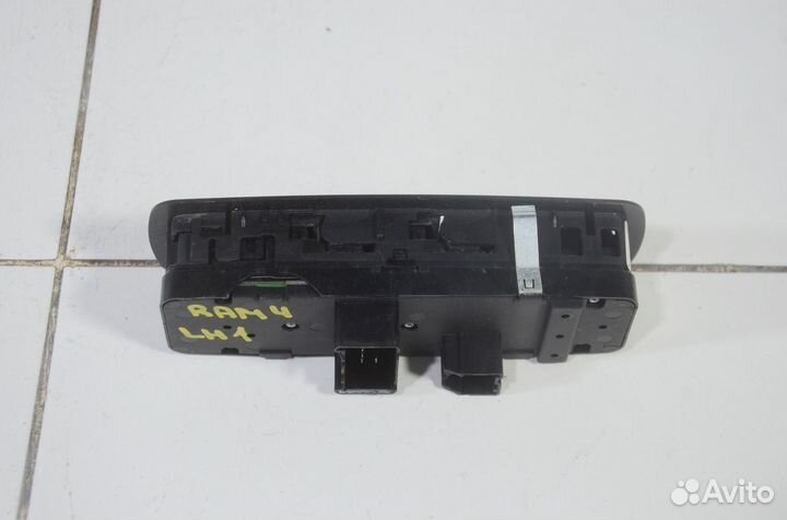 Блок управления стеклоподъемниками Dodge Ram DS/DJ